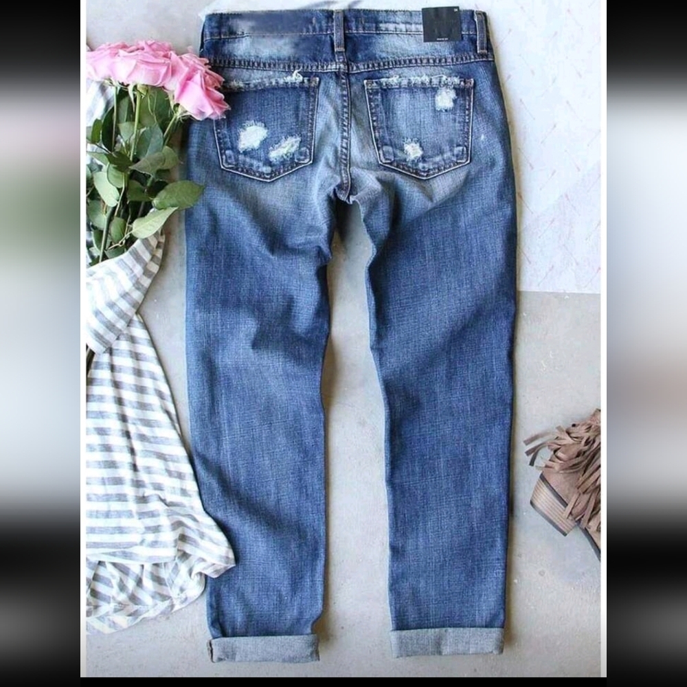 Daisy Embroidered Distressed Boyfriend Jeans - Blue - Picture 3 of 4